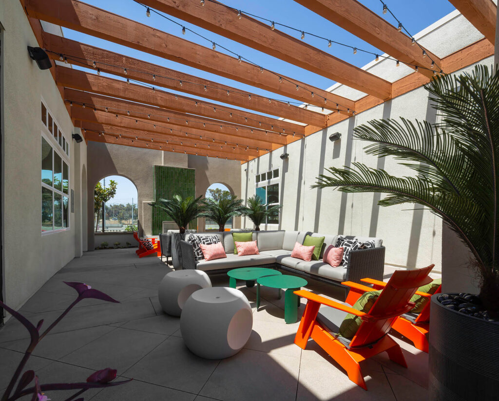 exterior patio at the seaton apartments in san diego ca