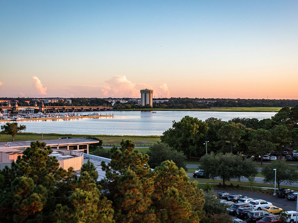 Caroline's location on the peninsula in Charleston, SC is unparalleled